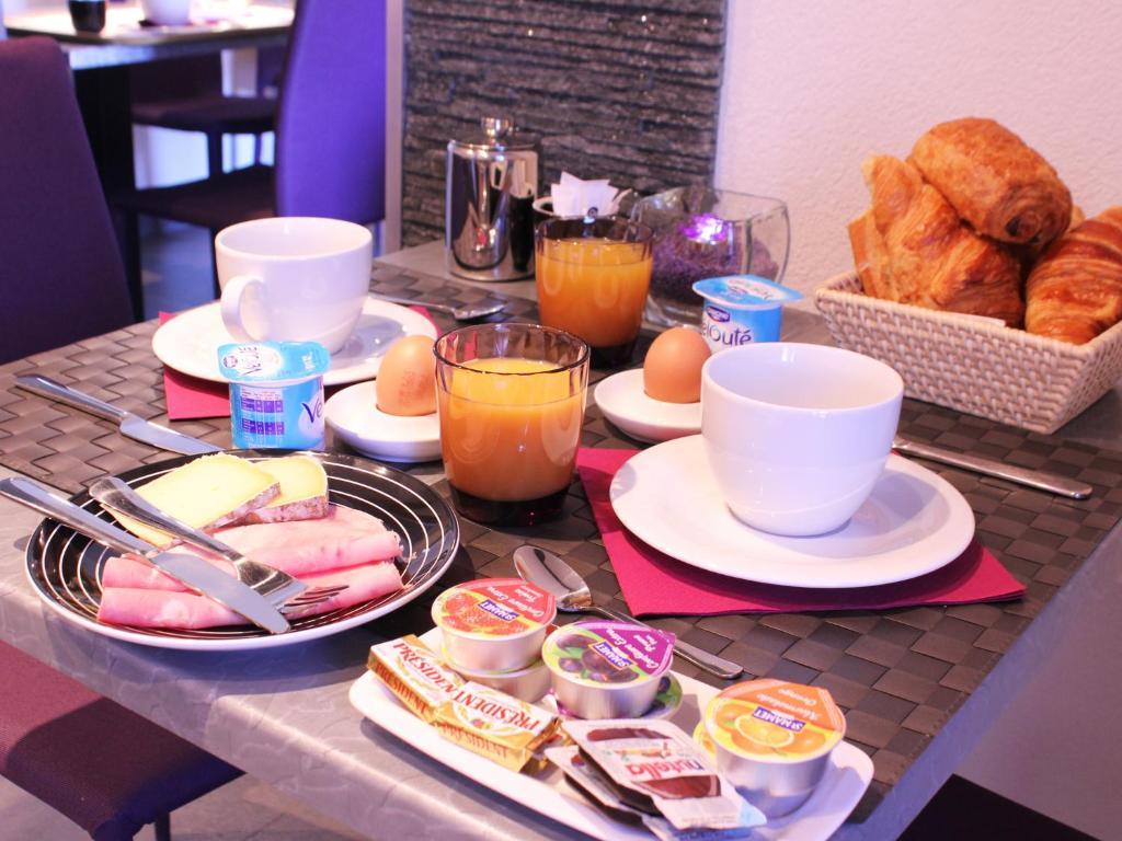 Beaulieu Des Pratz & Spa แซ็งต์-แฌร์เวส์-เลส์-แบ็งส์ ห้อง รูปภาพ